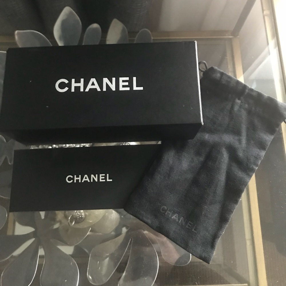 CHANEL sunglass box